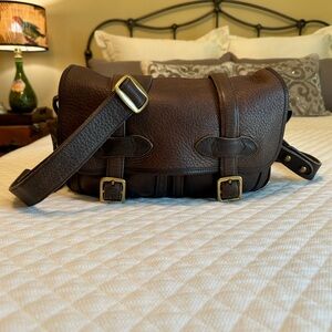 Vintage Dooney & Bourke U109 Glove Leather Double Pocket Courier in Brown